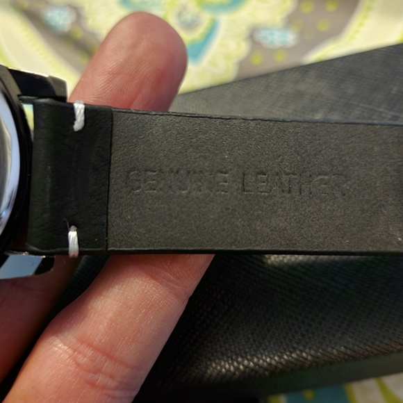 NIB KSENRUI Skull Watch. - Picture 6 of 8